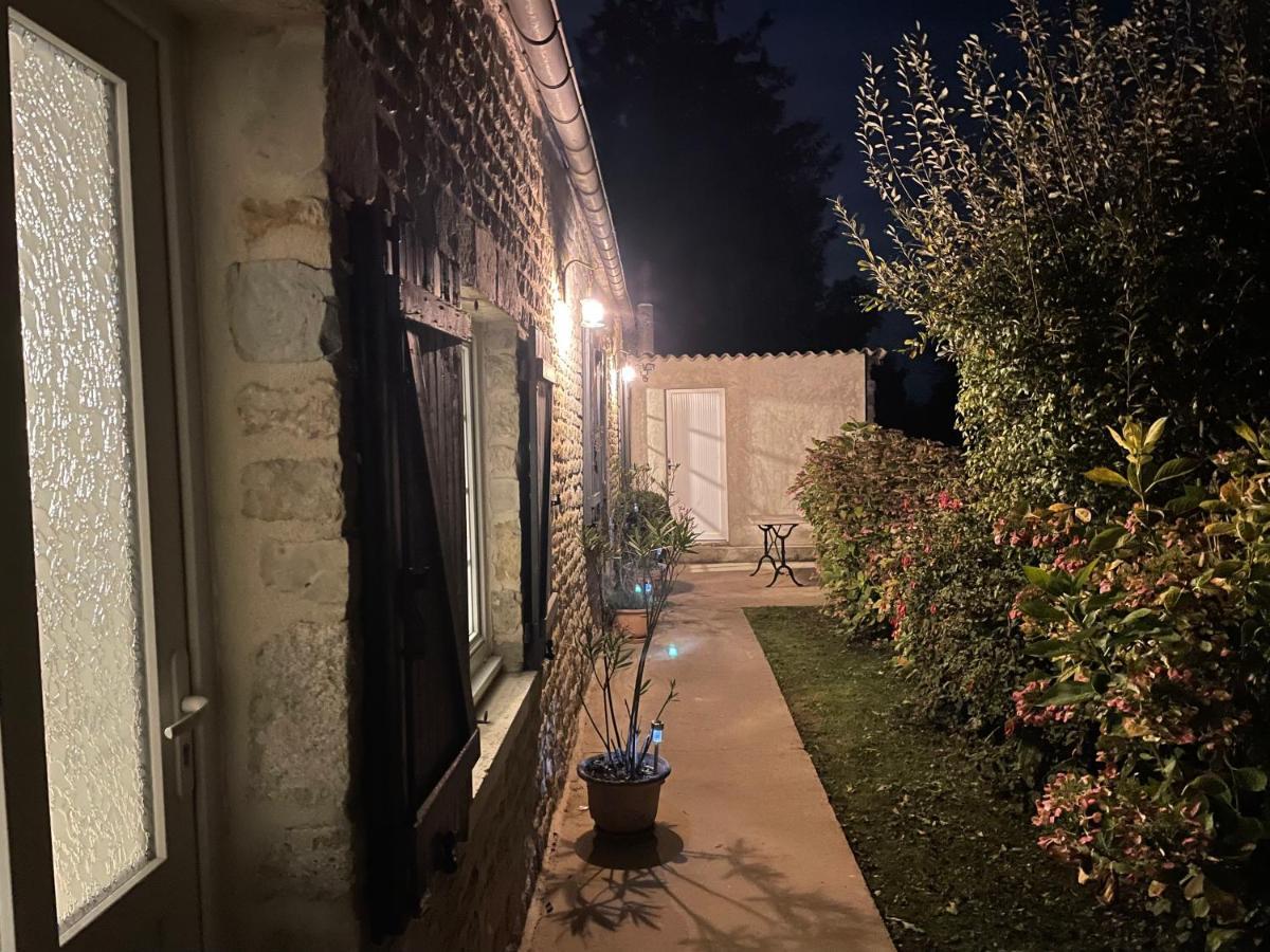 Gite Des Longs Champs Blosville Exterior photo